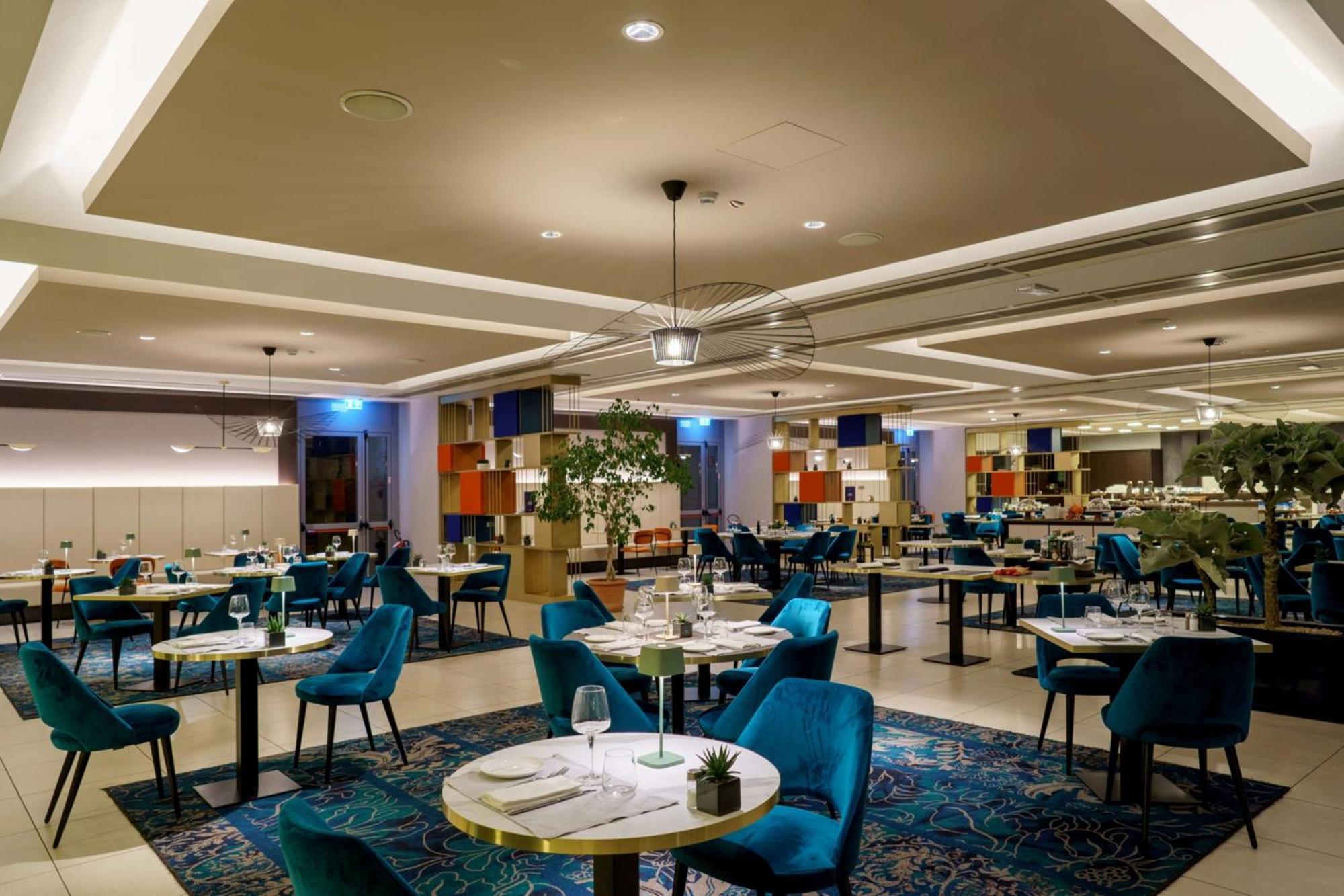 Doubletree By Hilton Milan Malpensa Solbiate Olona Hotel Екстериор снимка
